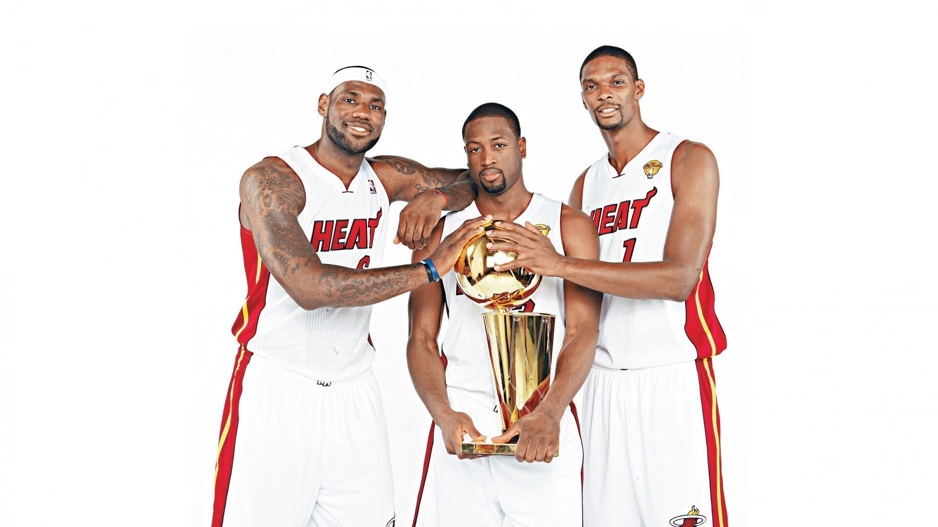 篮网力克猛龙，浓眉在美加墨世界杯接管比赛，双线战场上的王者证明