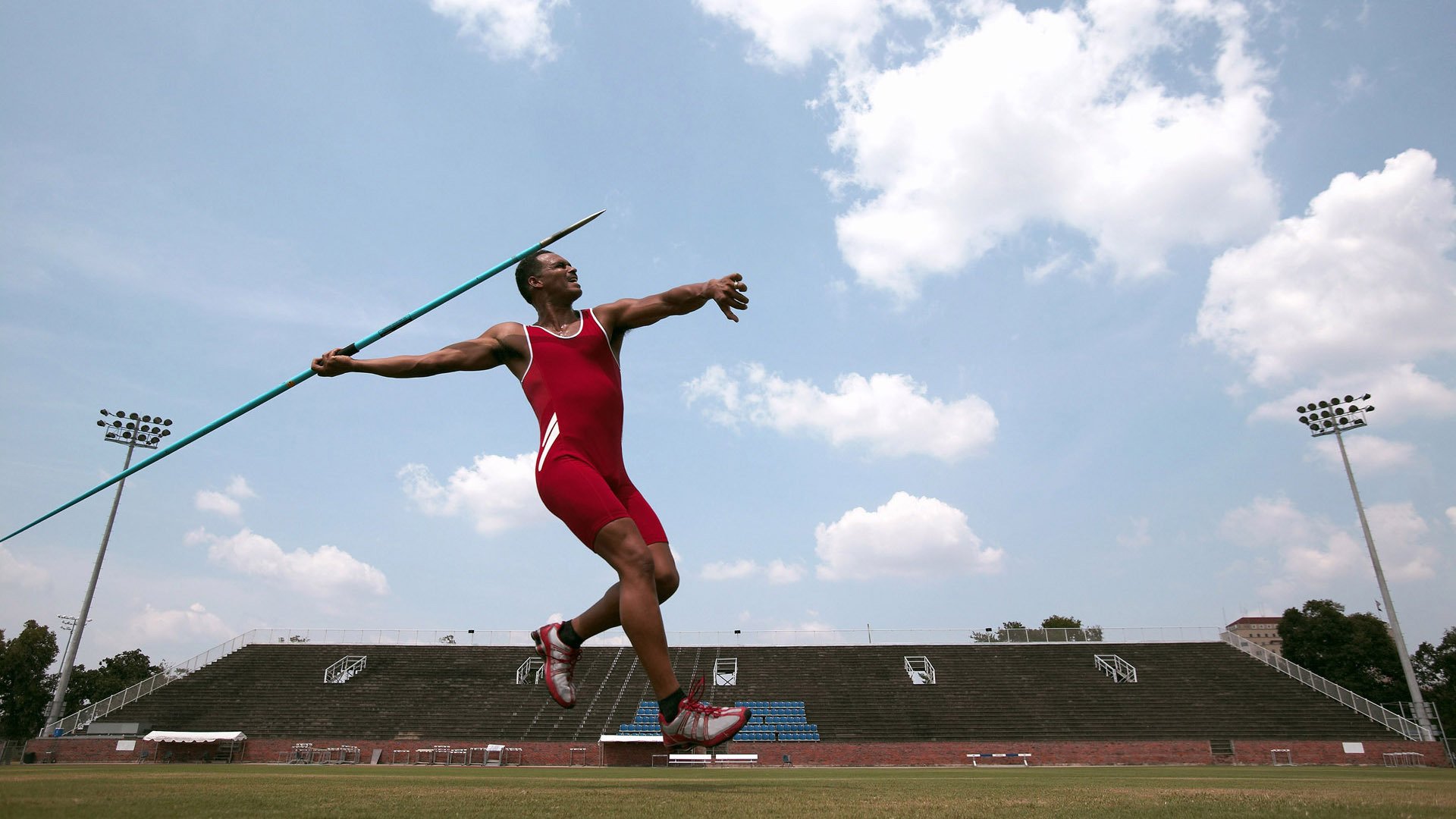 绿茵场外的边界封锁，当英超争冠焦点战遇上阿尔及利亚-马里边境危机